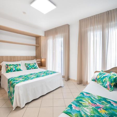 Hotel Amalfi - Smart Hotel Riccione Eksteriør bilde